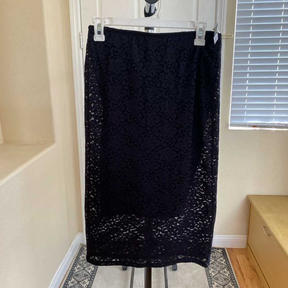 A&F black skirt size medium with tag